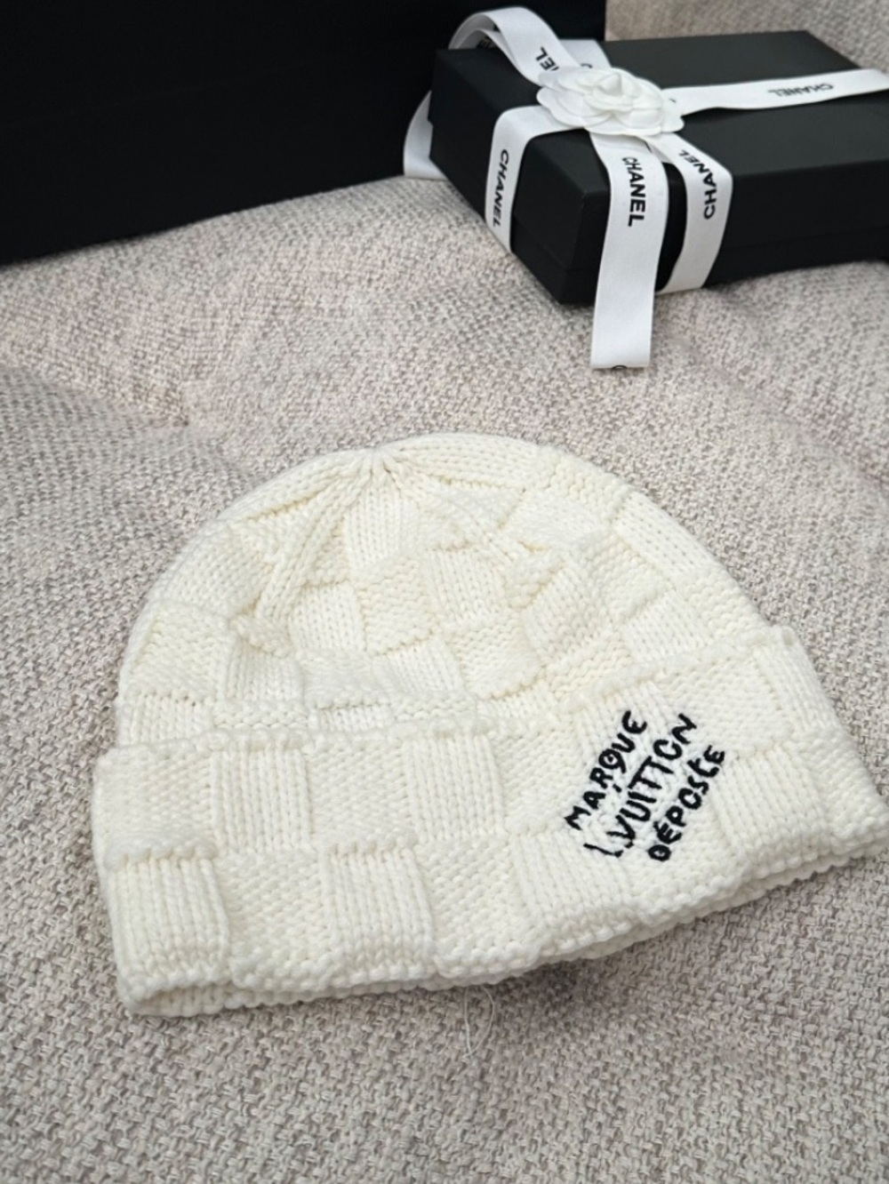 Louis. Vuitton. White Damier Checkered Snug Winter Beanie Fashion Hat